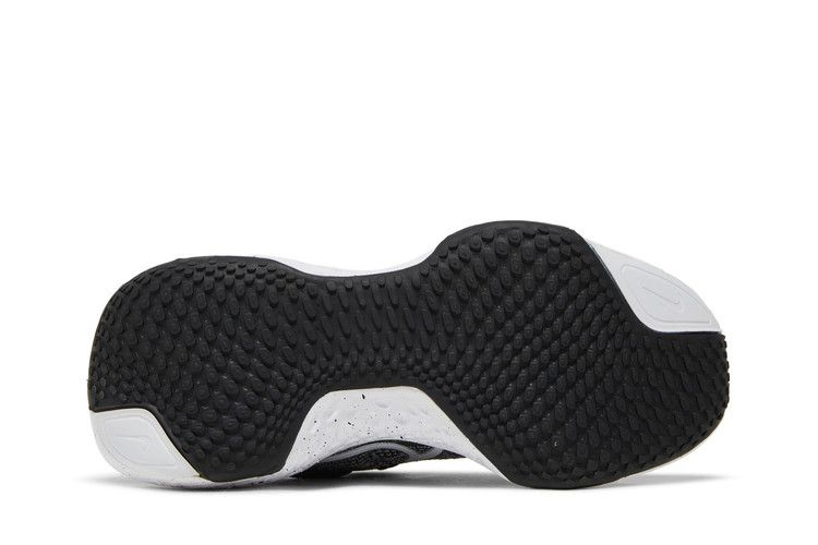 Кроссовки Nike Wmns ZoomX Invincible Run Flyknit 'White Black'
