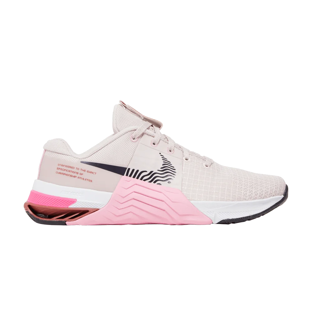 Krossovki-Nike-Wmns-Metcon-8-Barely-Rose