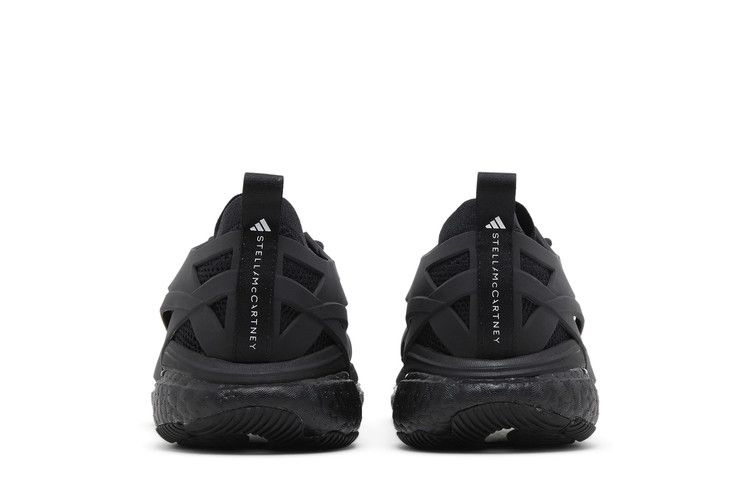 stella-mccartney-x-solarglide-triple-black-hq5962_05