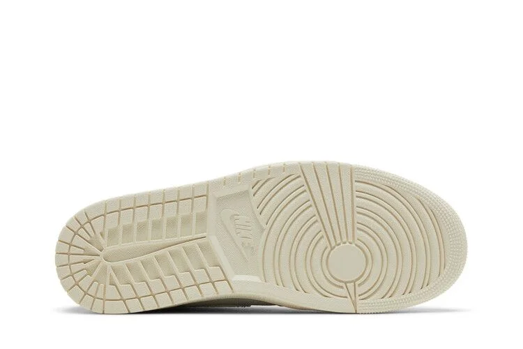 Кроссовки Air Jordan 1 Retro High OG Craft 'Ivory'