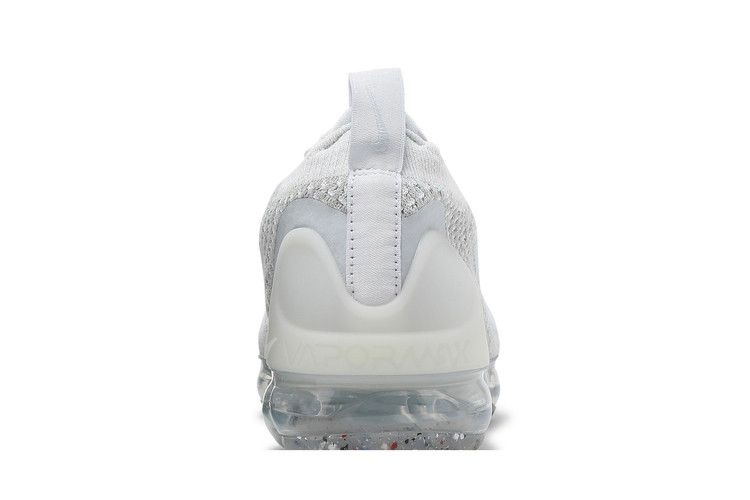 wmns-air-vapormax-2021-flyknit-white-pure-platinum-dc4112-100_06