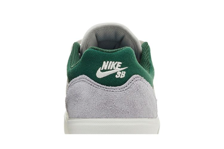 Кроссовки Nike Malor SB 'Platinum Tint Fir'