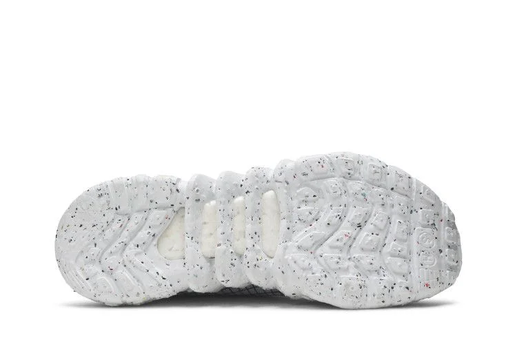 Krossovki-Nike-Space-Hippie-02-Grey-Volt-3