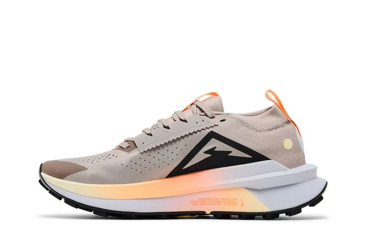 Кроссовки Nike Zegama 2 Trail 'Malt/Ghost/Alabaster/Black'