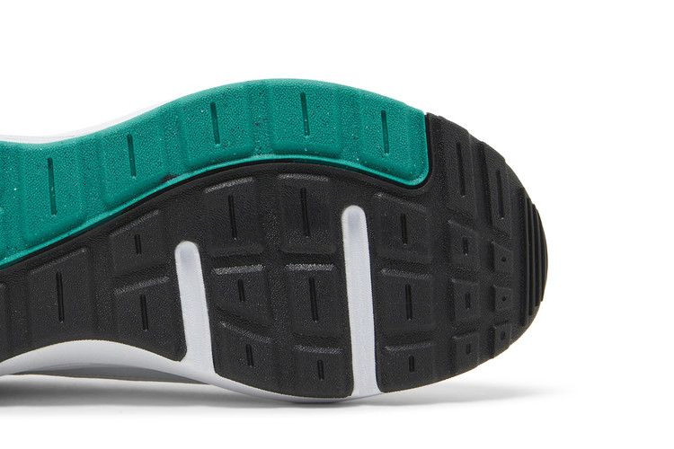 wmns-air-max-ap-white-neptune-green-cu4870-105_04