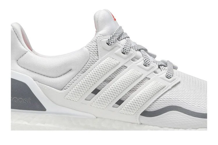 Кроссовки adidas UltraBoost Reflective 'Crystal White'