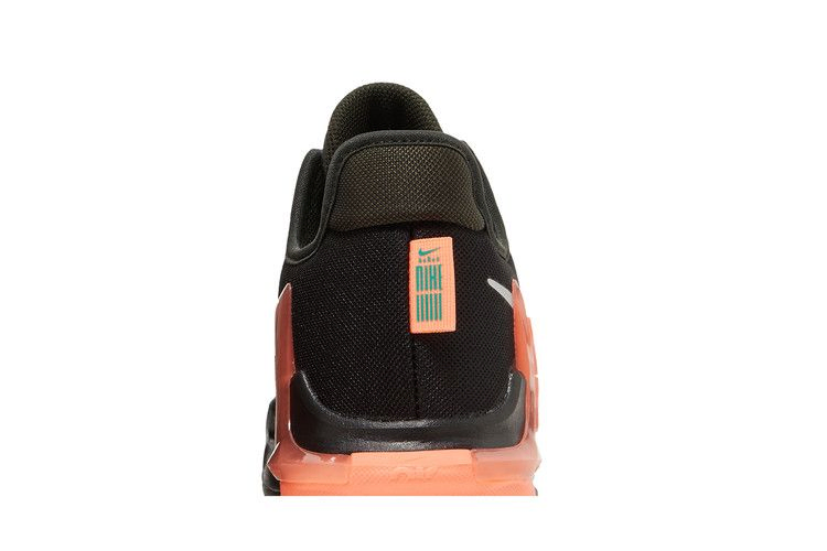 lebron-witness-6-black-sequoia-crimson-pulse-cz4052-001_06