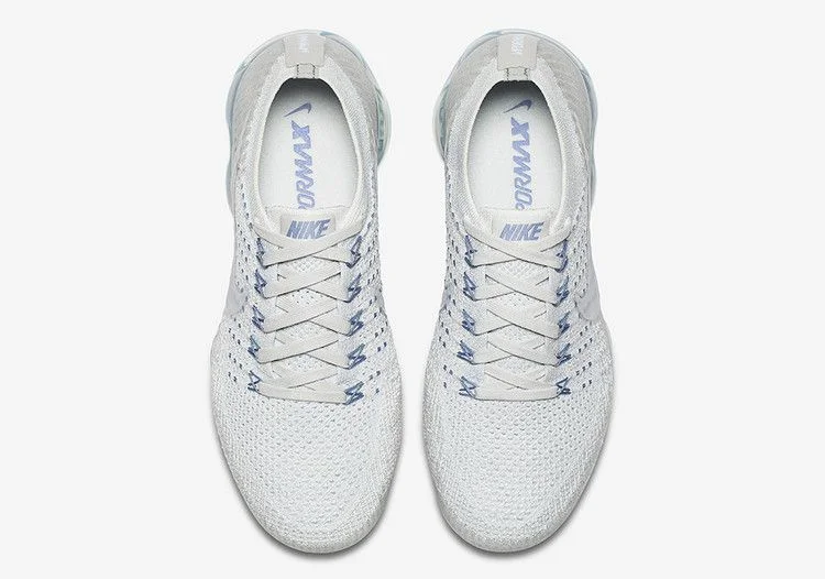 Krossovki-NikeLab-Wmns-Air-VaporMax-Ice-Blue-1