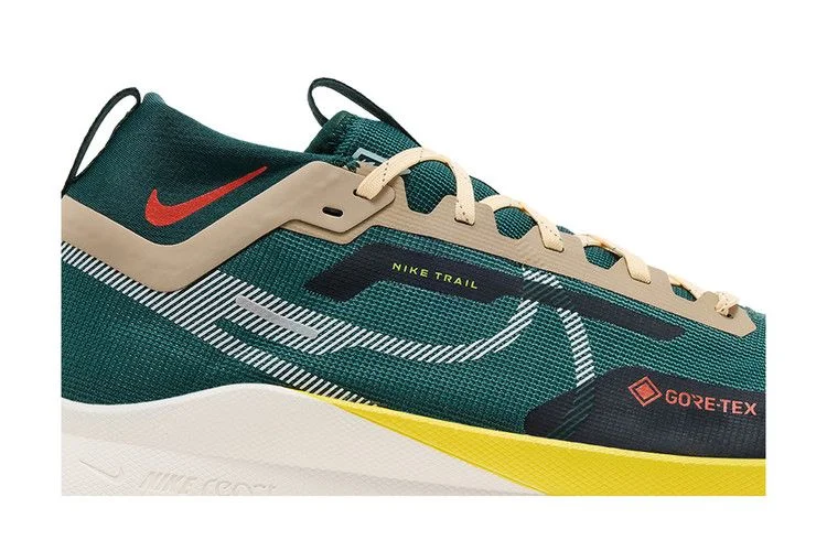 Krossovki-Nike-React-Pegasus-Trail-4-GORE-TEX-Noble-Green-Sail-1