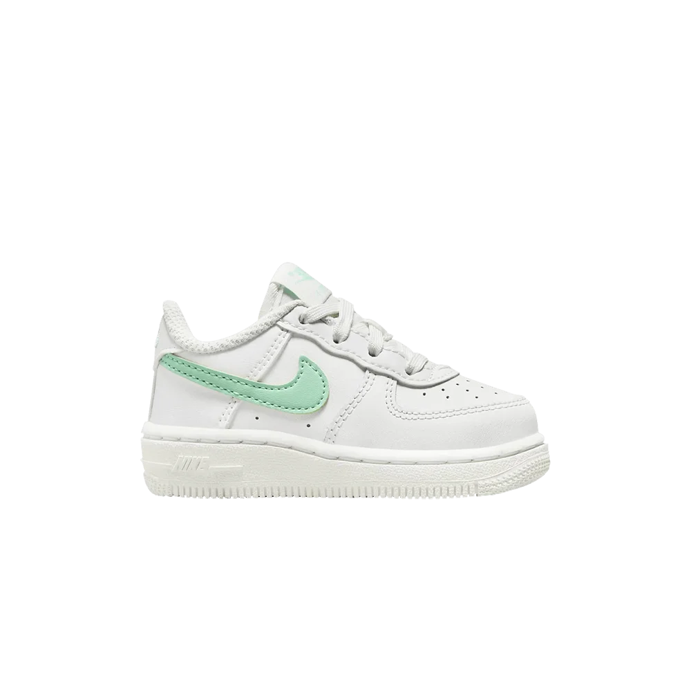 Krossovki-Nike-Force-1-Low-TD-White-Emerald-Rise