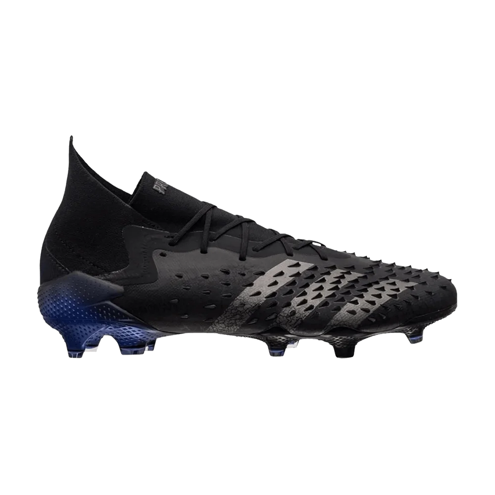 Krossovki-Adidas-Predator-Freak.1-FG-Escapelight-Pack