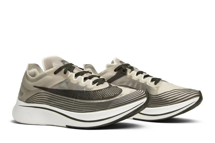 Krossovki-NikeLab-Zoom-Fly-SP-Shanghai-7