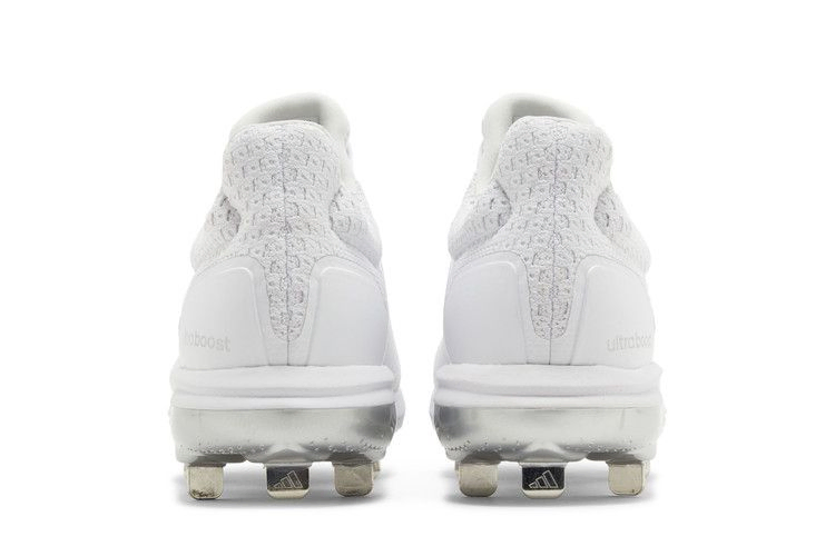 ultraboost-dna-5-0-cleat-white-silver-metallic-id9622_05