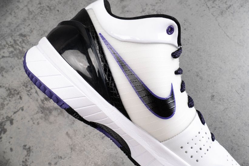 Zoom-Kobe-4-Inline-14