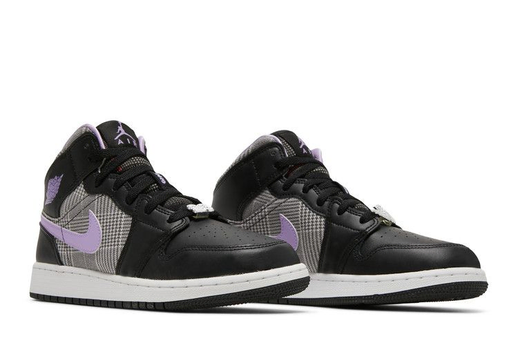 air-jordan-1-mid-se-gs-houndstooth-dc7226-015_07