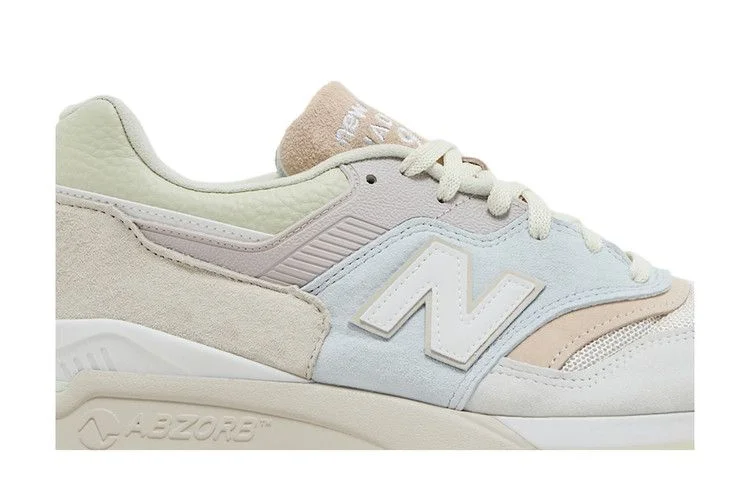 Krossovki-Ronnie-Fieg-x-New-Balance-997.5-Made-in-USA-Easter-Pack-Ice-Blue-Peach-1