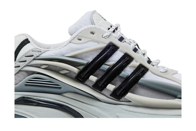 Krossovki-Pharrell-x-VIRGINIA-x-adidas-Adistar-Jellyfish-Solid-Grey-Black-1