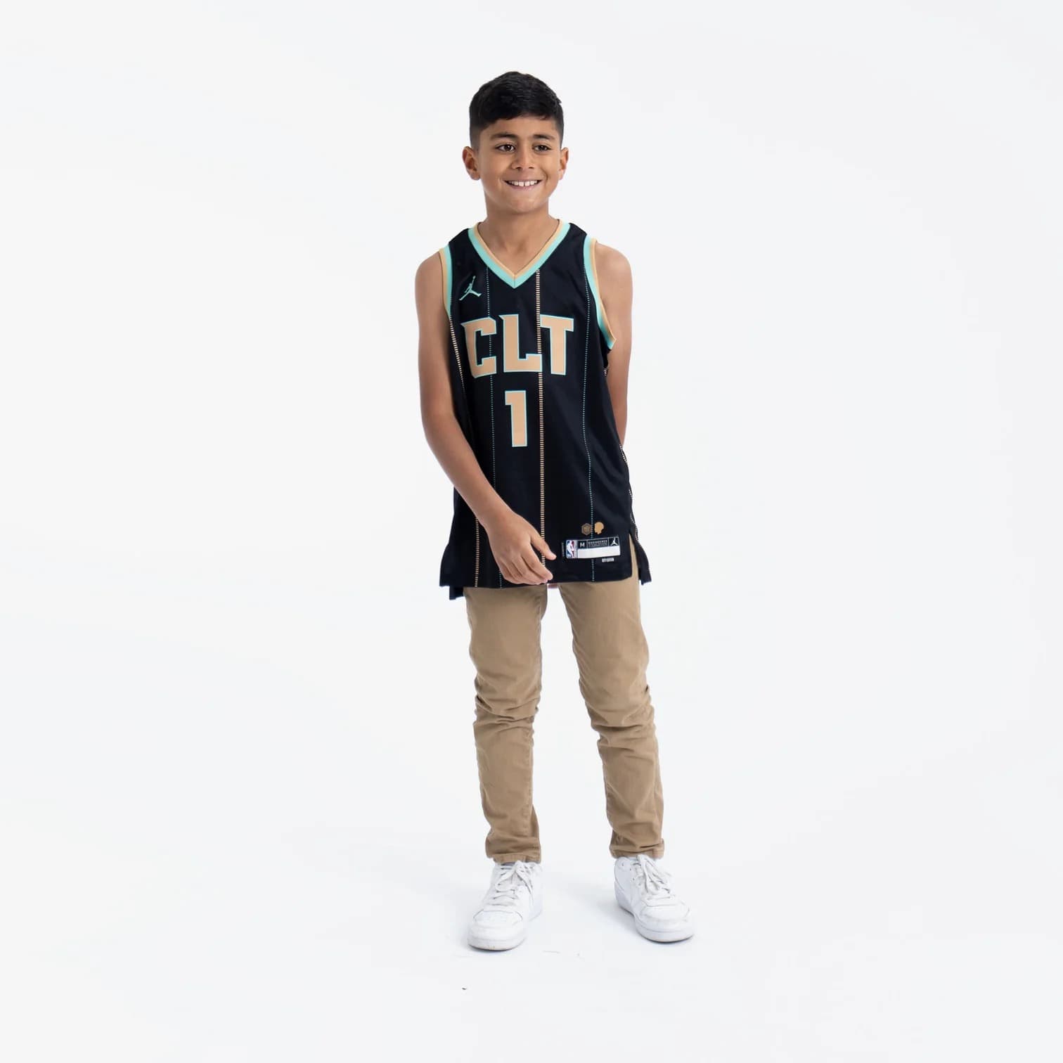 2022-23-Charlotte-Hornets-LaMelo-Ball-1-Youth-Swingman-City-Edition-Black-Jersey-3