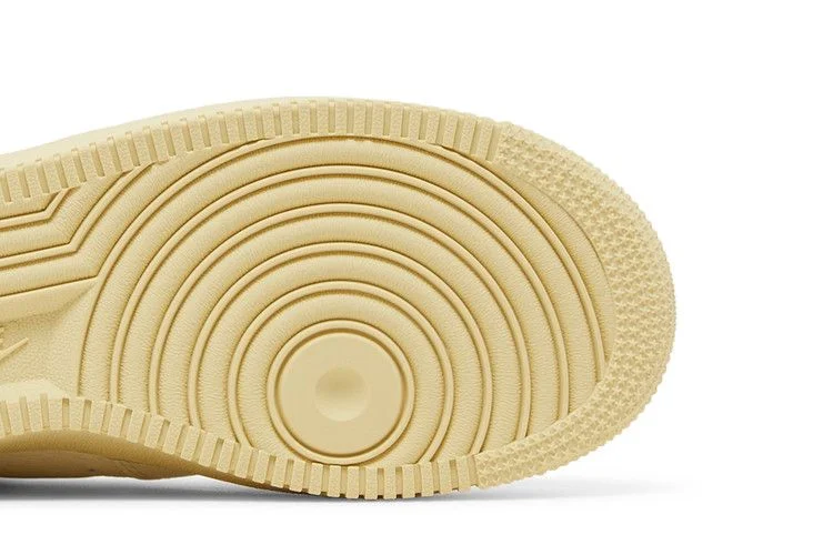 Кроссовки Nike Wmns Air Force 1 '07 LX 'Coconut Milk'