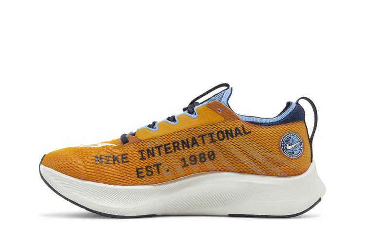 Кроссовки Nike Zoom Fly 4 Premium 'Light Curry'