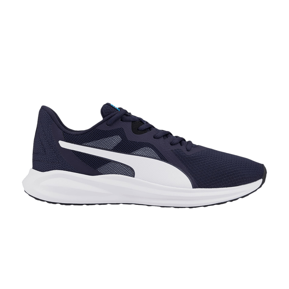 twitch-runner-peacoat-white-376289-05