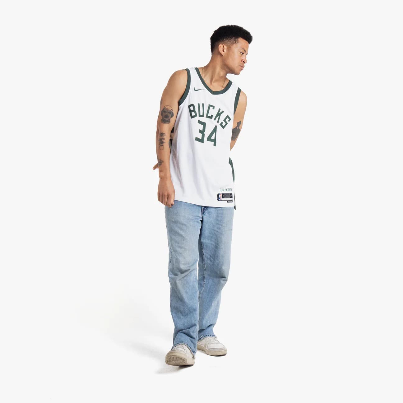 Баскетбольная джерси 2023-24 Milwaukee Bucks Giannis Antetokounmpo #34 Swingman Association Edition White Jersey