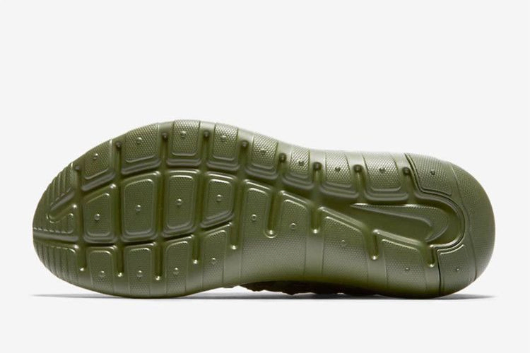 Кроссовки Nike Payaa Prm QS