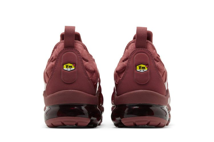 air-vapormax-plus-burgundy-fq8878-661_05