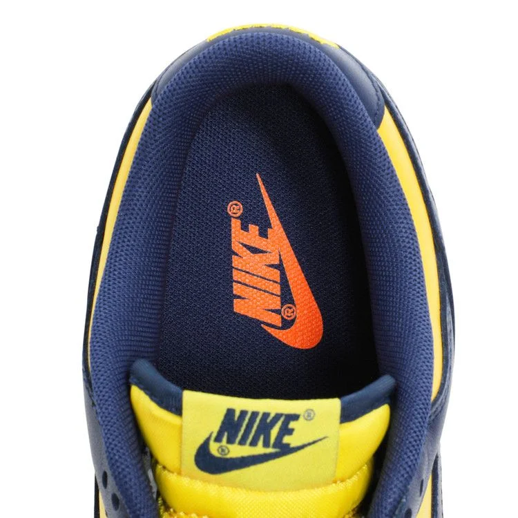 Krossovki-Nike-Dunk-Low-Michigan-2021-9