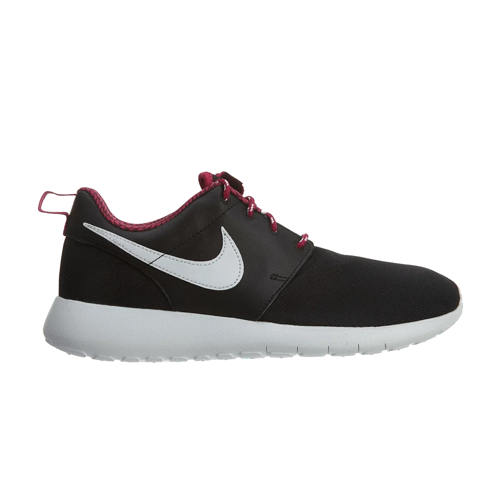 Krossovki-Nike-Roshe-One-GS-Sport-Fuchsia