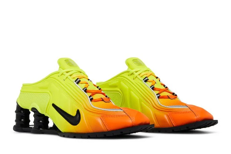 Martine-Rose-x-Nike-Wmns-Shox-Mule-MR4-Safety-Orange-7