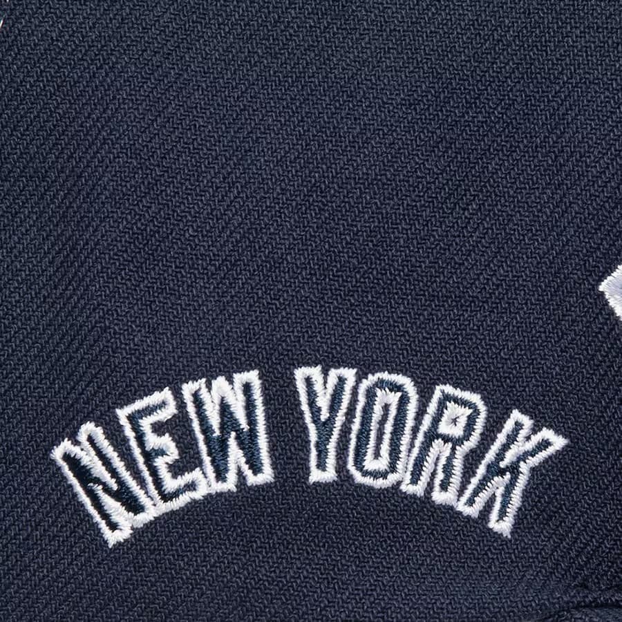 Бейсболка Mitchell & Ness Navy New York Yankees Day 4 Snapback Hat