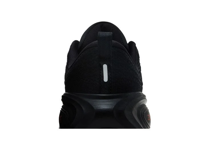 Кроссовки Nike Vomero Plus 'Bred'