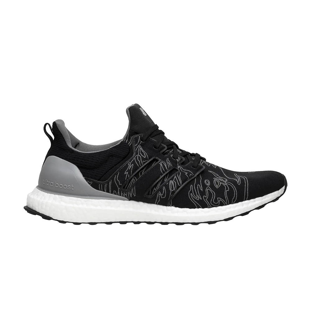 Krossovki-Undefeated-x-adidas-UltraBoost-Utility-Black