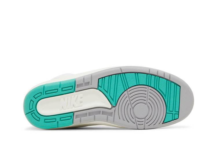 Кроссовки Wmns Air Jordan 2 Retro 'Crystal Mint'