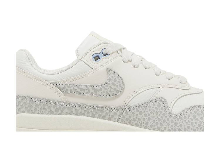 wmns-air-max-1-safari-summit-white-fb5059-100_01