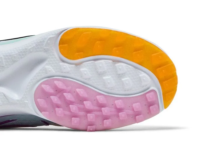 Krossovki-Nike-Infinity-Ace-Next-Nature-NRG-Live-to-Play-Play-to-Live-4