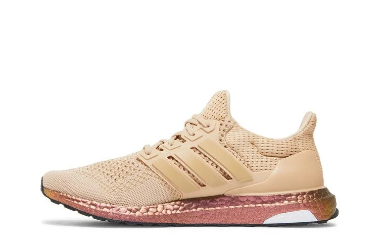 Кроссовки adidas UltraBoost 1.0 DNA 'Magic Beige'
