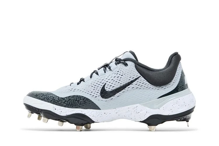 Кроссовки Nike Alpha Huarache Elite 4 Low 'Wolf Grey Dark Smoke Grey'