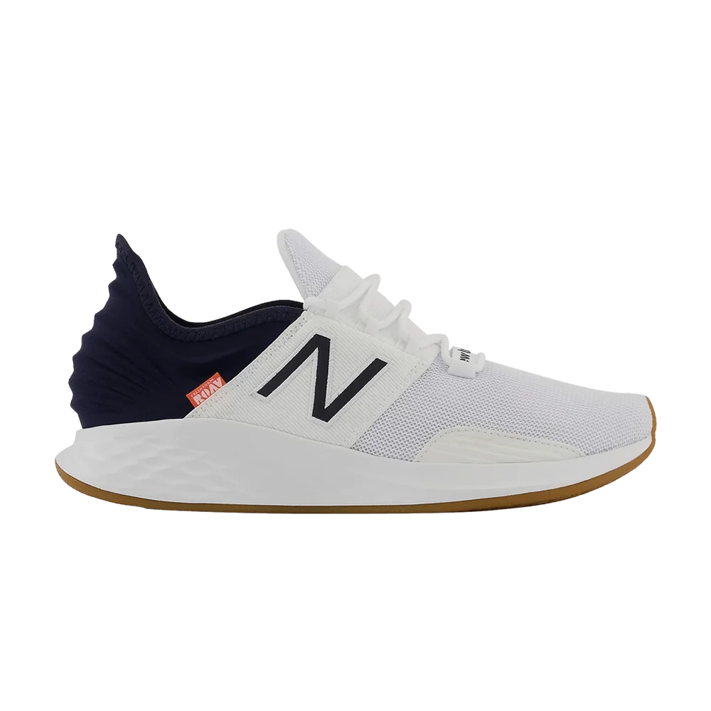 Krossovki-New-Balance-Fresh-Foam-Roav-2E-Wide-White-Gum