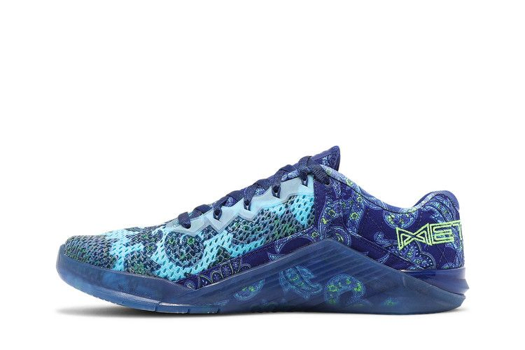 metcon-6-amp-paisley-cz0602-434_02