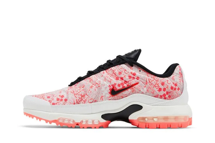 Krossovki-Nike-Air-Max-Plus-Golf-The-Masters-Azalea-Pack-2