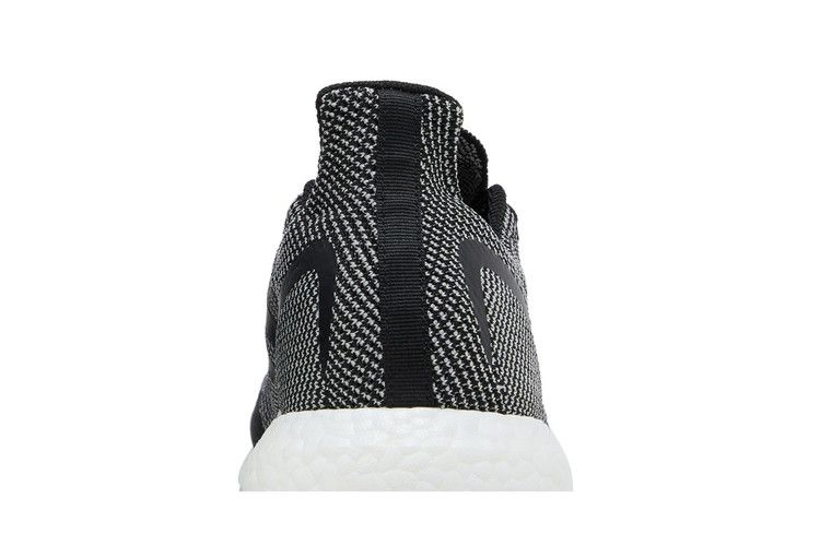 Кроссовки Adidas UltraBoost Made To Be Remade 'Black White'