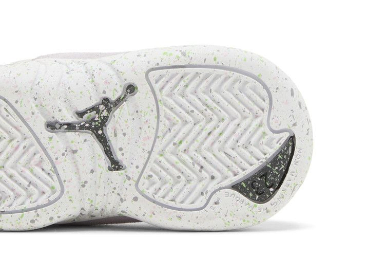 air-jordan-12-retro-td-white-vapor-green-850000-130_04