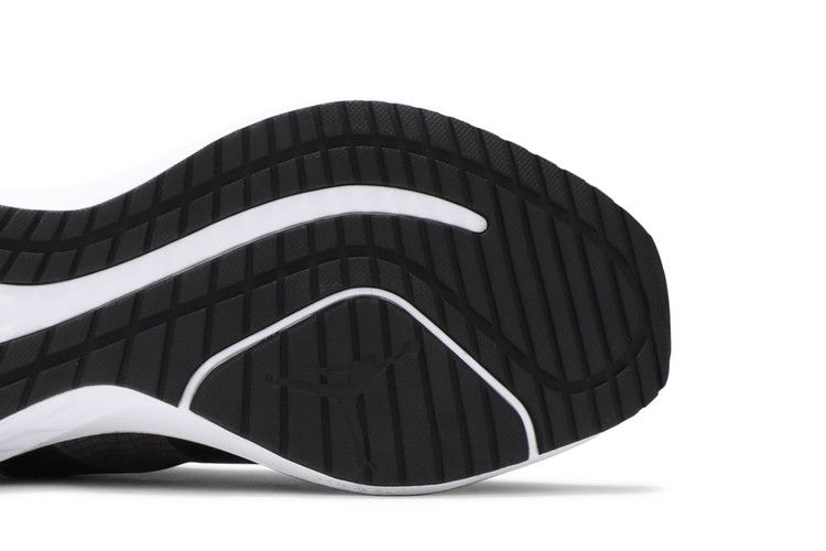 jordan-air-zoom-85-runner-black-ci0055-001_04