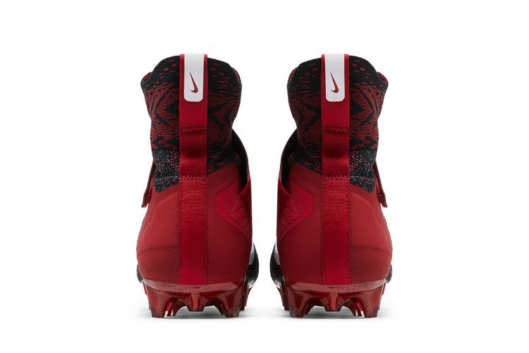 Кроссовки Nike Alpha Menace Elite 2 'Black Red'