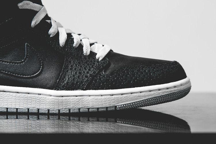 air-jordan-1-retro-86-644490-010_01