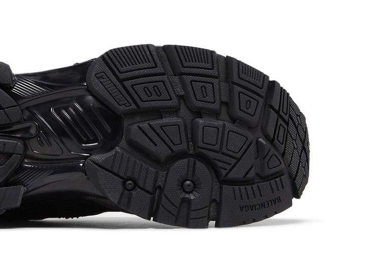 Кроссовки Balenciaga Runner Sneaker 'Black Matte'