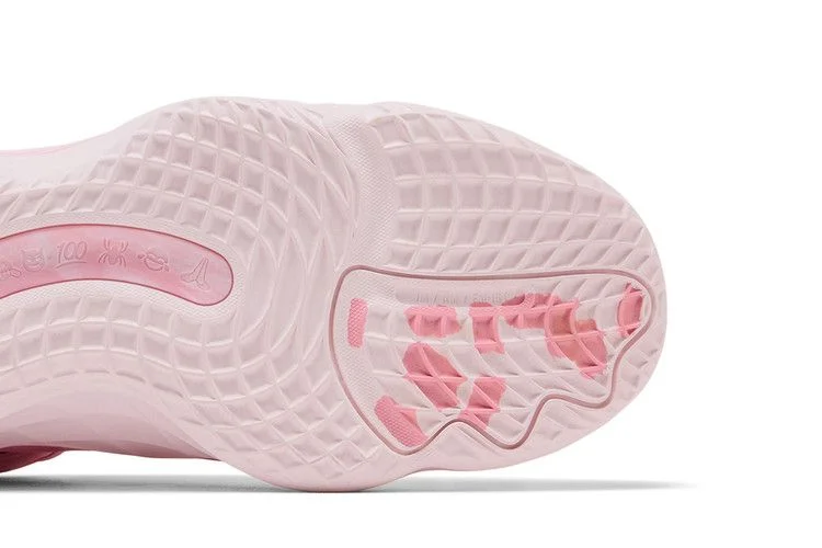 Krossovki-adidas-D.O.N.-Issue-3-GCA-Light-Pink-4