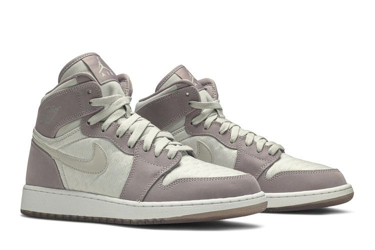 air-jordan-1-retro-high-gg-heiress-832596-025_07